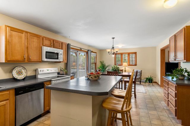516 Berry River Road, Barrington, NH 03825