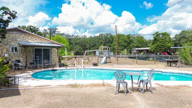 354 Alta Vista DR, Bastrop, TX 78602