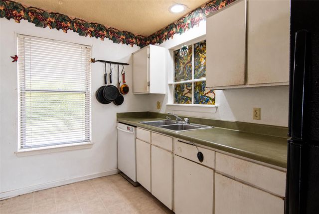 354 Alta Vista DR, Bastrop, TX 78602