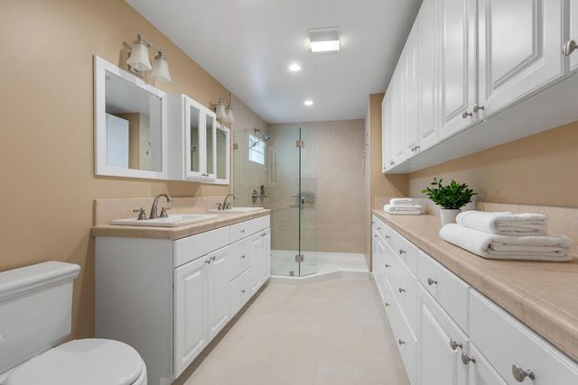 17993 Jayhawk Dr, Penn Valley, CA 95946