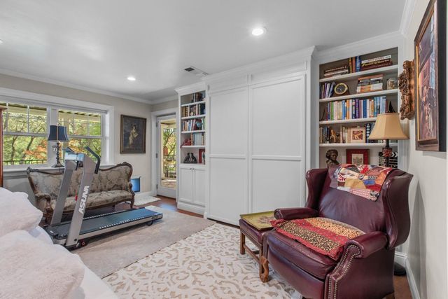 17993 Jayhawk Dr, Penn Valley, CA 95946