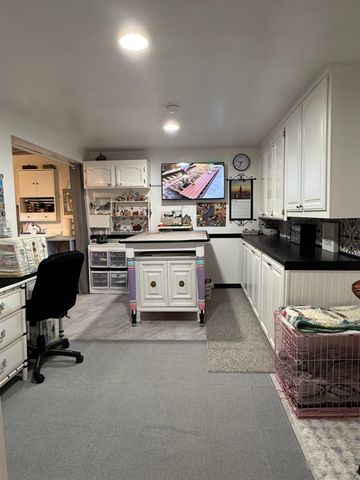 17993 Jayhawk Dr, Penn Valley, CA 95946