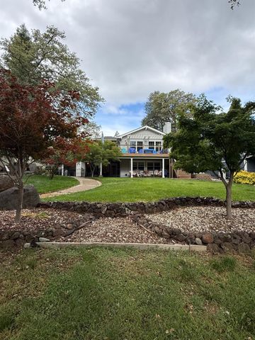 17993 Jayhawk Dr, Penn Valley, CA 95946