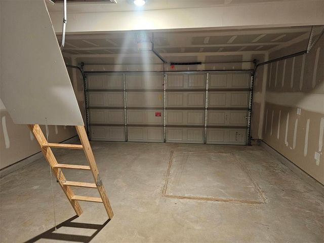 1824 Rock Elm Drive, Edmond, OK 73034