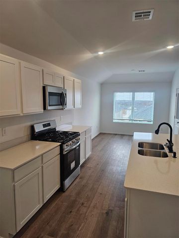 1824 Rock Elm Drive, Edmond, OK 73034