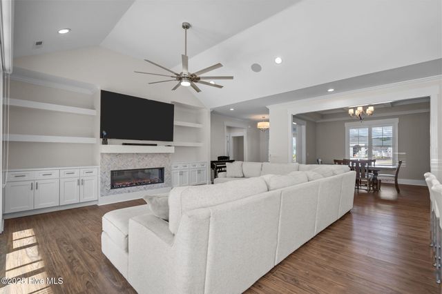 1005 Layne Court NE, Leland, NC 28451