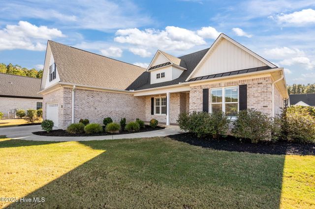 1005 Layne Court NE, Leland, NC 28451