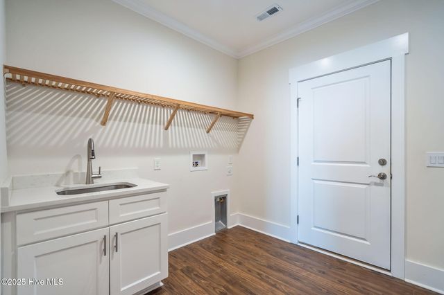 1005 Layne Court NE, Leland, NC 28451