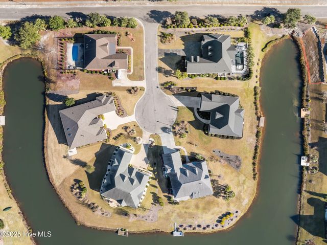 1005 Layne Court NE, Leland, NC 28451