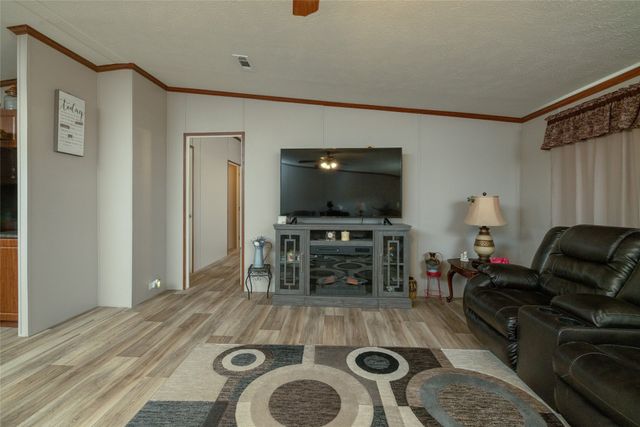 140 Coke Gage Lane, Decatur, TX 76234