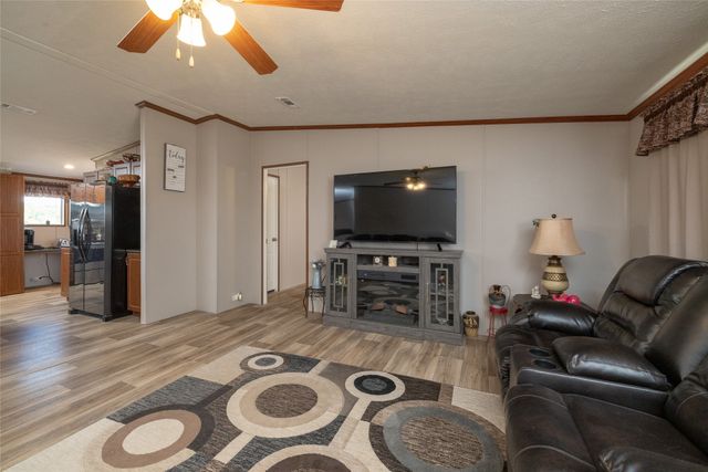 140 Coke Gage Lane, Decatur, TX 76234