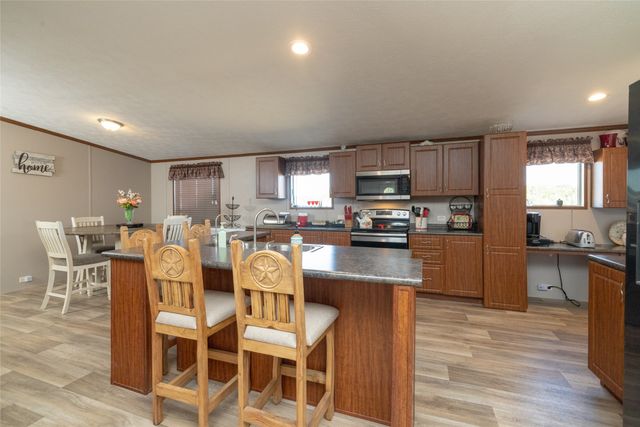 140 Coke Gage Lane, Decatur, TX 76234