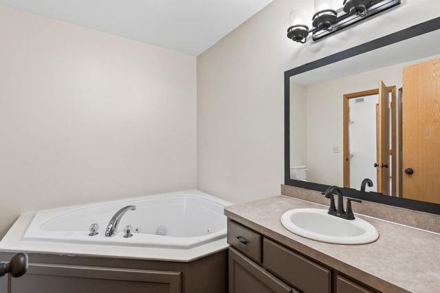 1100 S Passage SW, Isanti, MN 55040