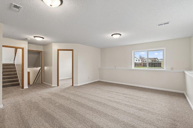 1100 S Passage SW, Isanti, MN 55040