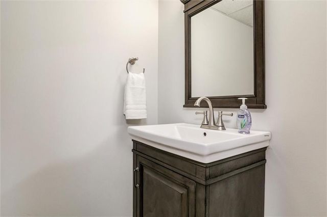 7302 Earnshaw Street, Shawnee, KS 66216