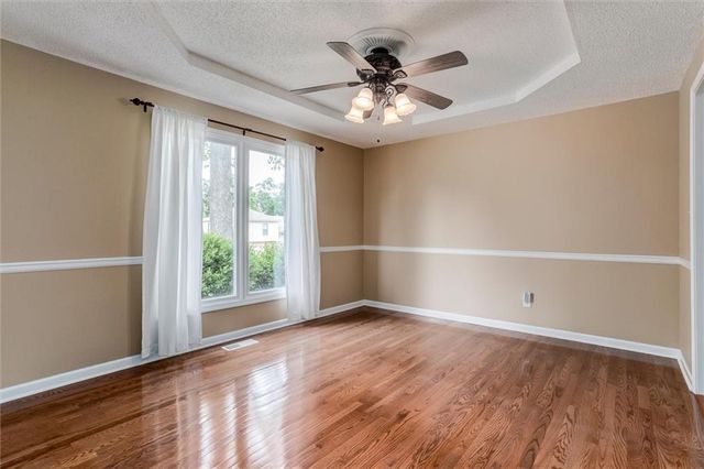 7302 Earnshaw Street, Shawnee, KS 66216