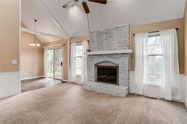 7302 Earnshaw Street, Shawnee, KS 66216