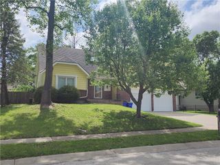 7302 Earnshaw Street, Shawnee, KS 66216