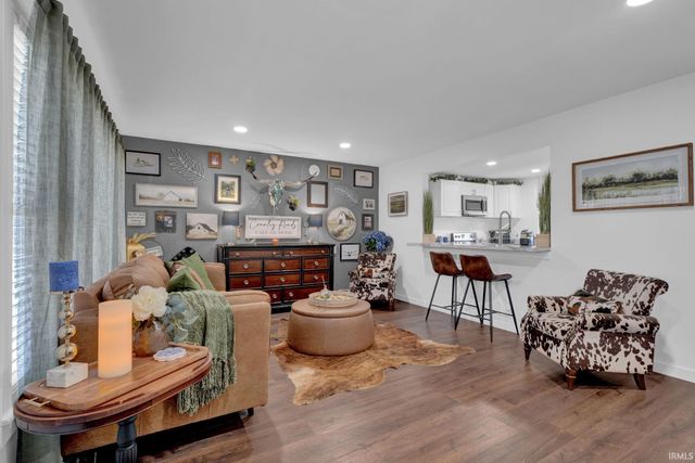 5906 Hamilton Drive, Evansville, IN 47711