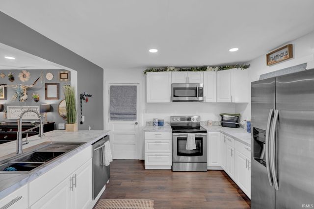 5906 Hamilton Drive, Evansville, IN 47711