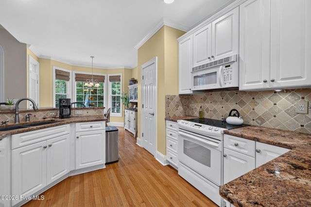 109 Currant Lane, Hampstead, NC 28443