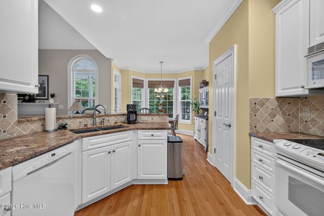 109 Currant Lane, Hampstead, NC 28443