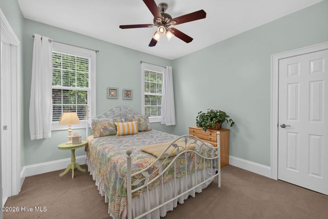 109 Currant Lane, Hampstead, NC 28443