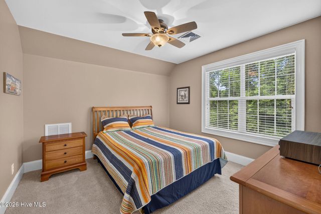 109 Currant Lane, Hampstead, NC 28443