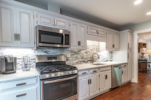 714 York Court, Northbrook, IL 60062