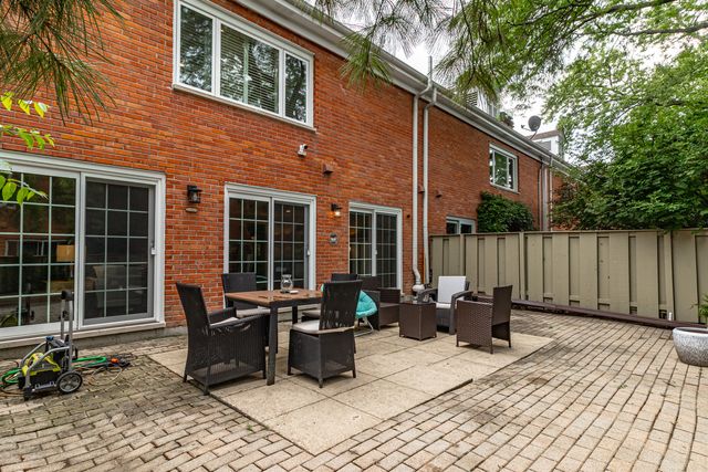 714 York Court, Northbrook, IL 60062