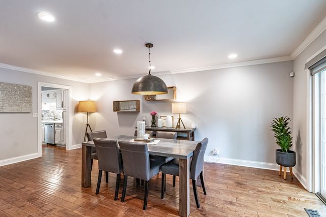 714 York Court, Northbrook, IL 60062