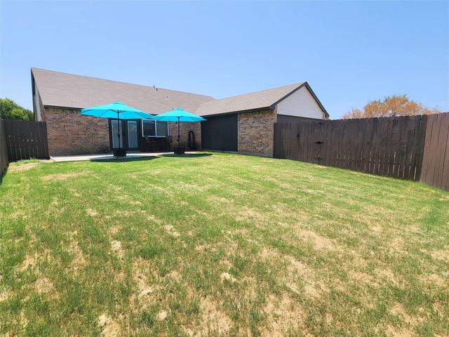 5004 N Colony Boulevard, The Colony, TX 75056