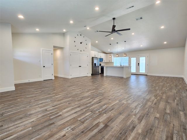 5004 N Colony Boulevard, The Colony, TX 75056