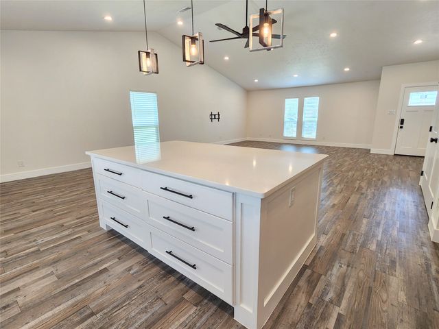 5004 N Colony Boulevard, The Colony, TX 75056