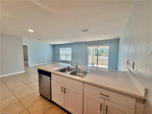 5013 Pinetree CIR, Labelle, FL 33935