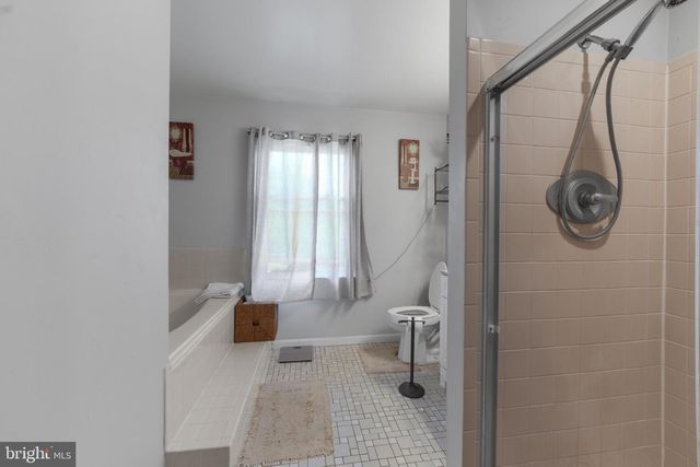 8916 TRUBADOR DR, Clinton, MD 20735