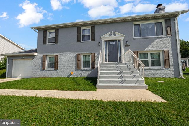 8916 TRUBADOR DR, Clinton, MD 20735