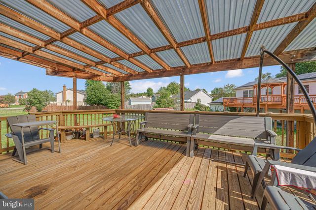 8916 TRUBADOR DR, Clinton, MD 20735
