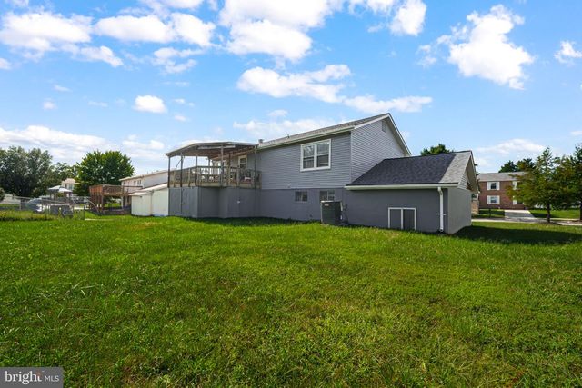 8916 TRUBADOR DR, Clinton, MD 20735