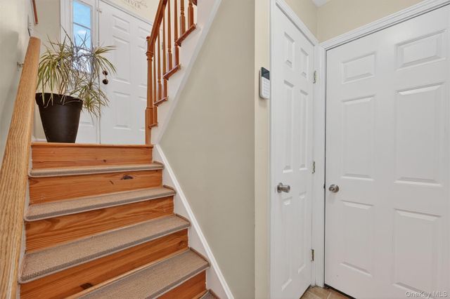 6 Vista Drive, Chester, NY 10918