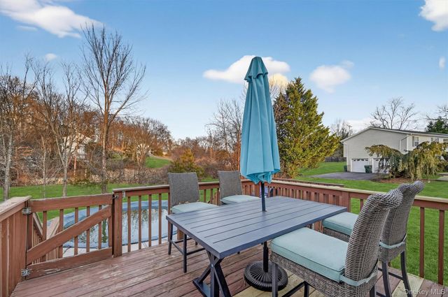 6 Vista Drive, Chester, NY 10918