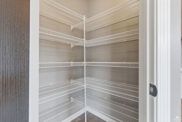 1334 Overbrooke Drive, Junction City, KS 66441