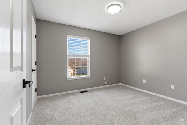 1334 Overbrooke Drive, Junction City, KS 66441