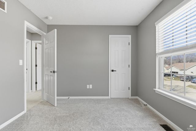 1334 Overbrooke Drive, Junction City, KS 66441