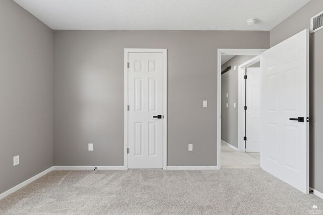 1334 Overbrooke Drive, Junction City, KS 66441