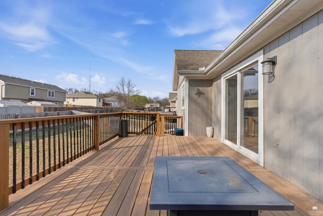 1334 Overbrooke Drive, Junction City, KS 66441