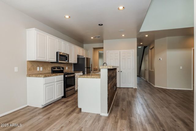 10117 W MARGUERITE Avenue, Tolleson, AZ 85353