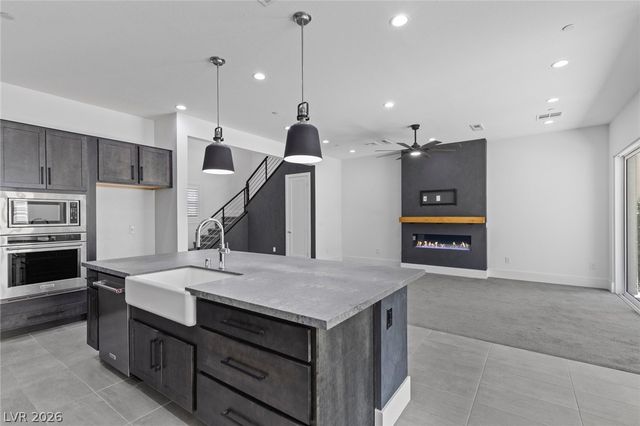 10167 Bismarck Palms Avenue, Las Vegas, NV 89166