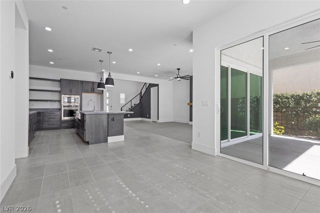 10167 Bismarck Palms Avenue, Las Vegas, NV 89166