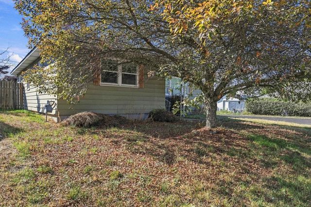 504 E Providence Ave, Spokane, WA 99207